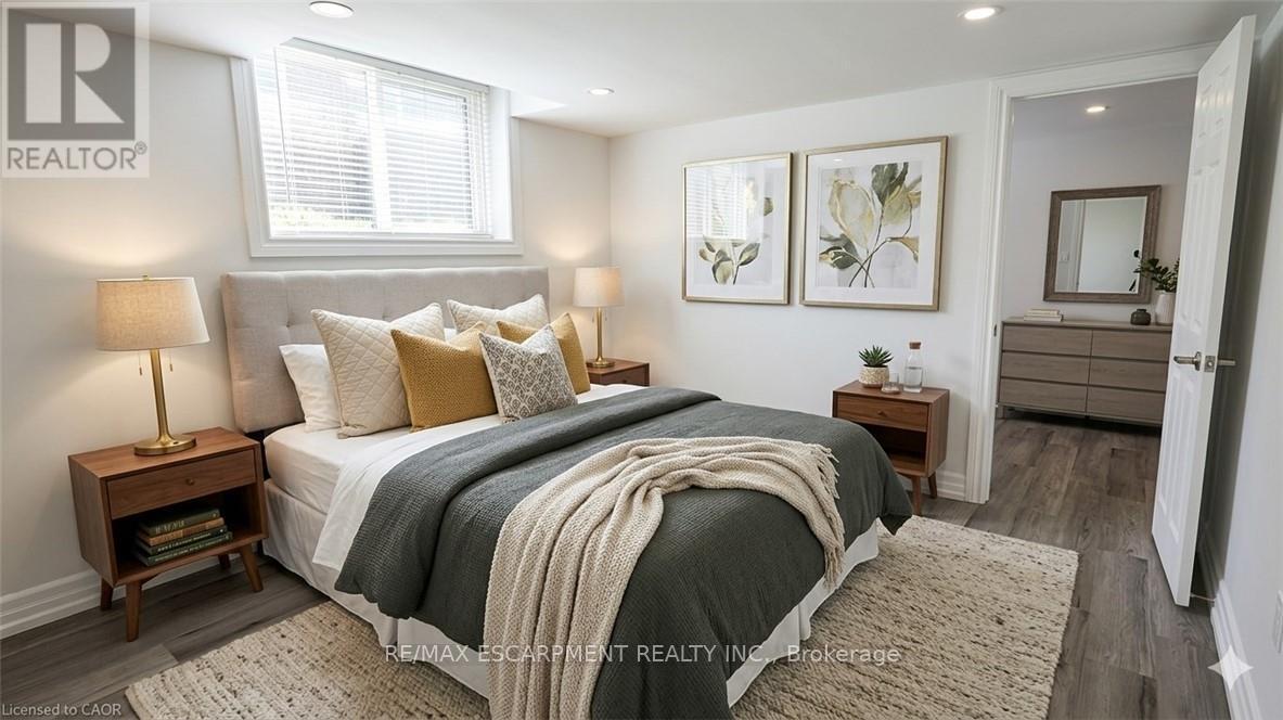 930 West 5Th Street, Hamilton, ON