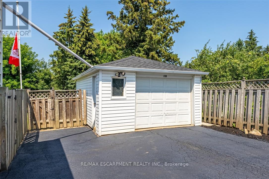 930 West 5Th Street, Hamilton, ON