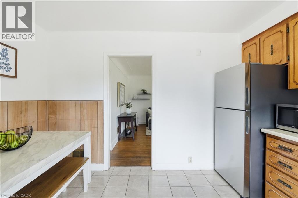 4 Duncombe Drive, Hamilton, ON