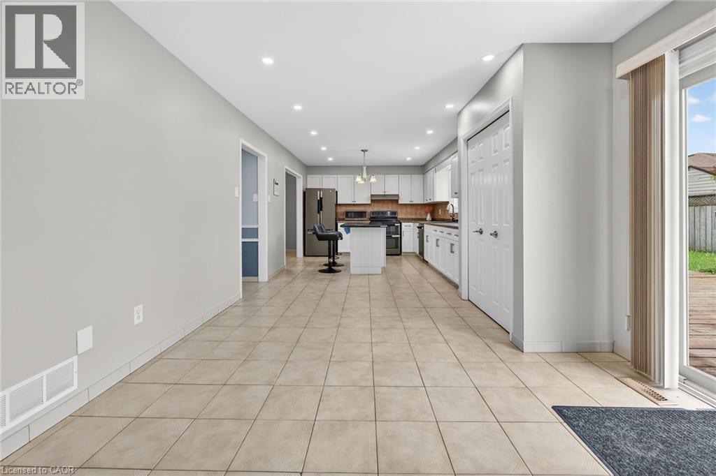 34 Capri Crescent, Hamilton, ON