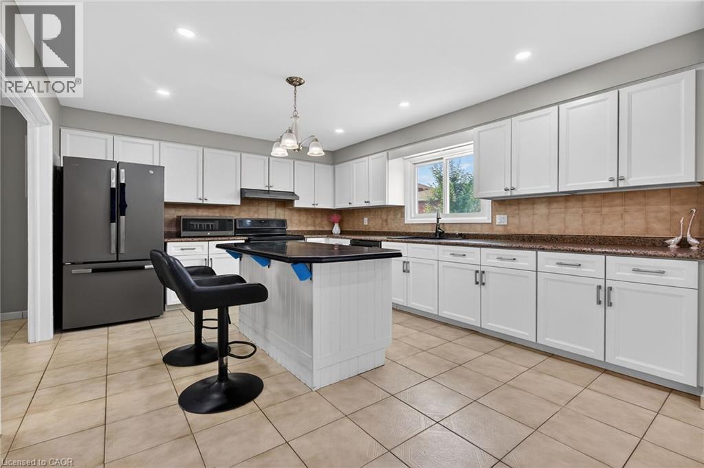 34 Capri Crescent, Hamilton, ON