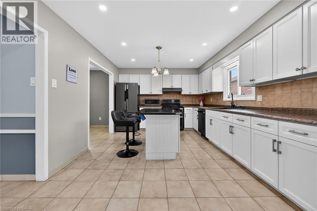 34 Capri Crescent, Hamilton, ON