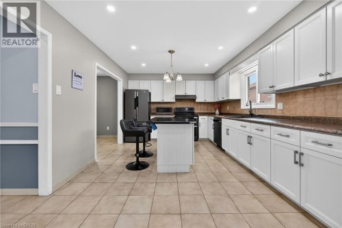 34 Capri Crescent, Hamilton, ON 