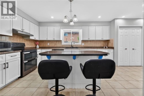 34 Capri Crescent, Hamilton, ON 