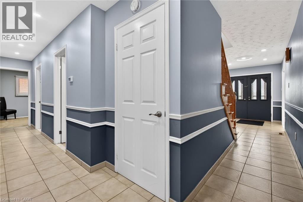34 Capri Crescent, Hamilton, ON