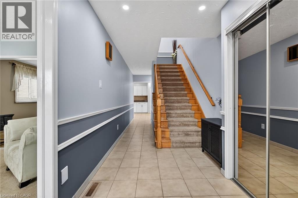 34 Capri Crescent, Hamilton, ON