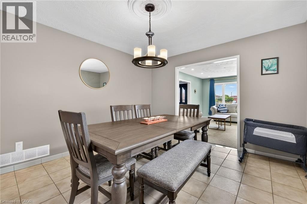 34 Capri Crescent, Hamilton, ON