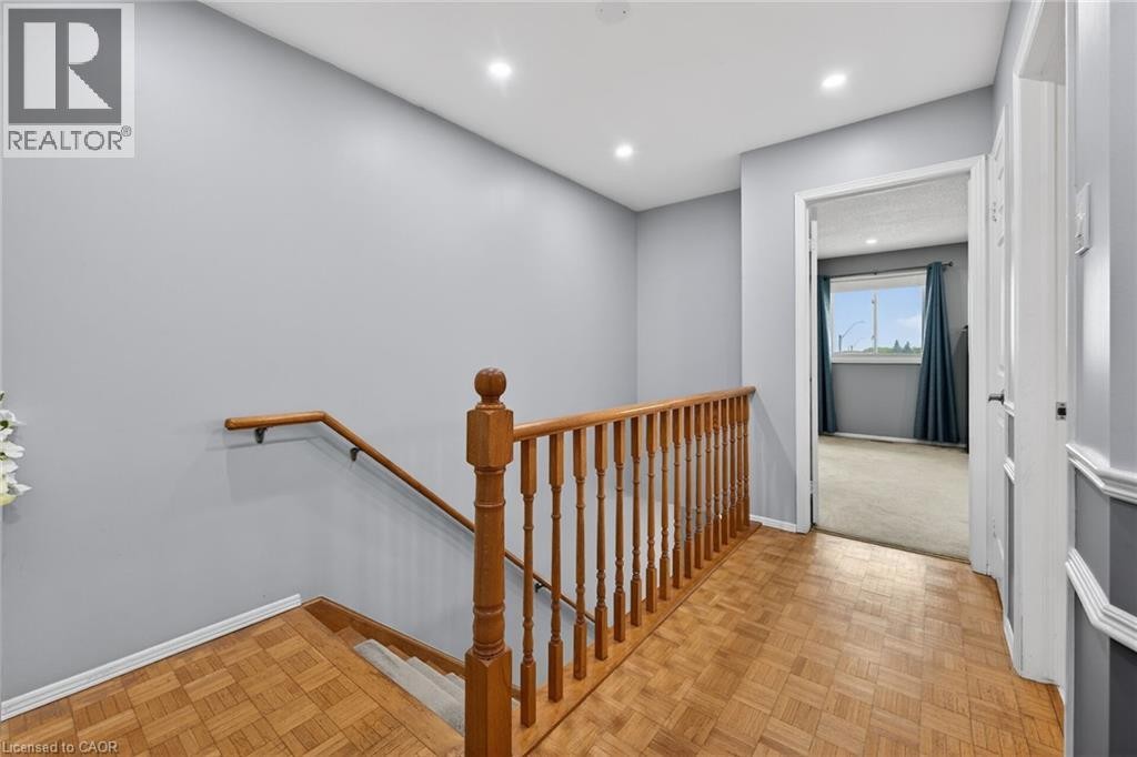 34 Capri Crescent, Hamilton, ON