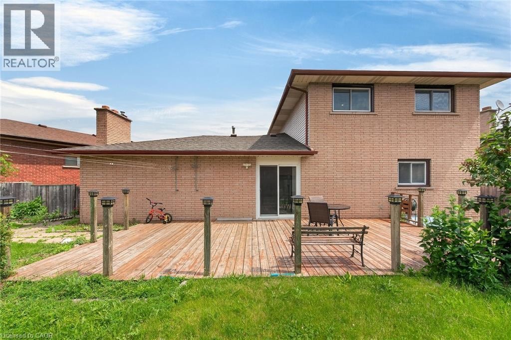 34 Capri Crescent, Hamilton, ON