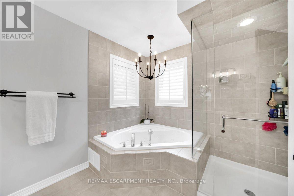 1228 Fox Crescent, Milton, ON