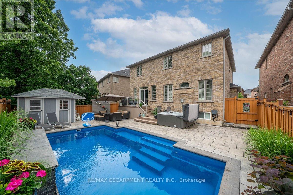 1228 Fox Crescent, Milton, ON