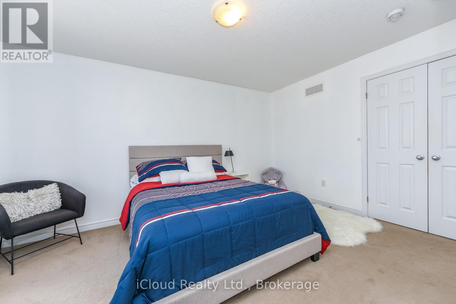 132 Drone Crescent, Guelph, ON