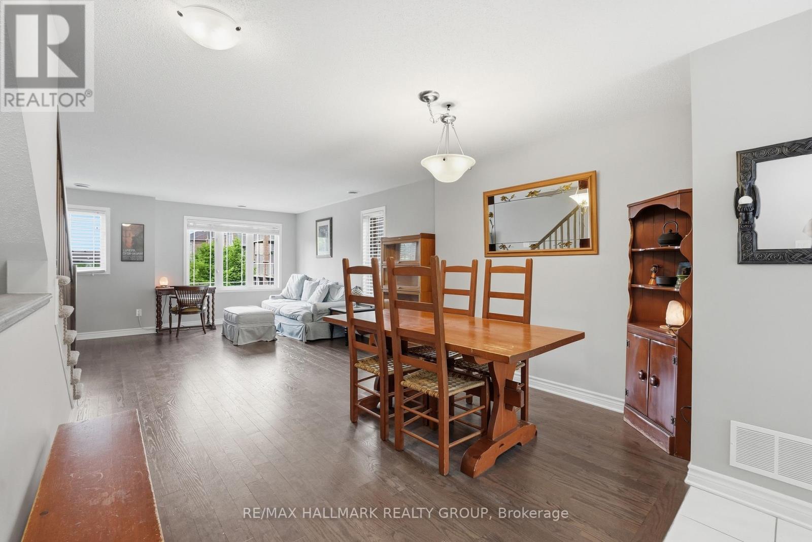 670 Danaca Private, Ottawa, ON