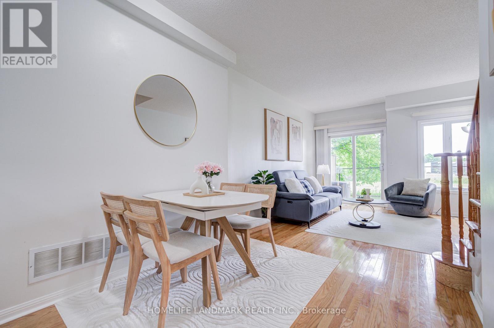 6 - 10 St Moritz Way, Markham, ON - Indoor Photo Showing Other Room