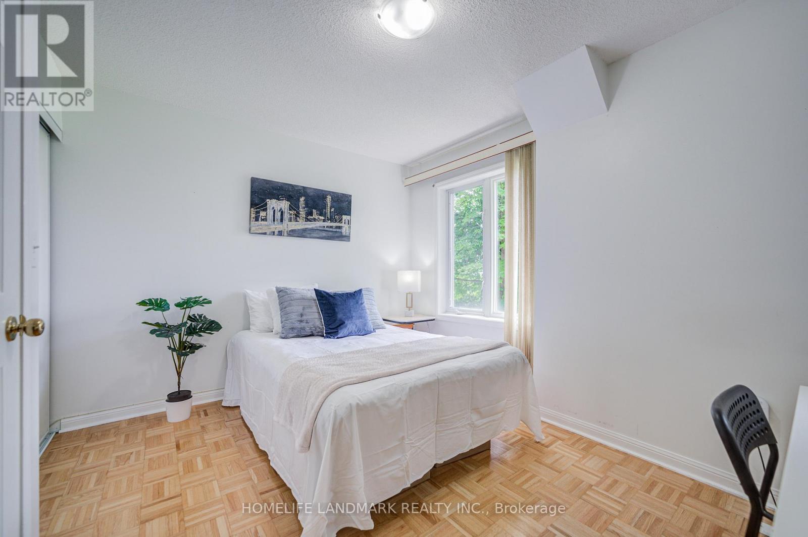 6 - 10 St Moritz Way, Markham, ON - Indoor Photo Showing Bedroom