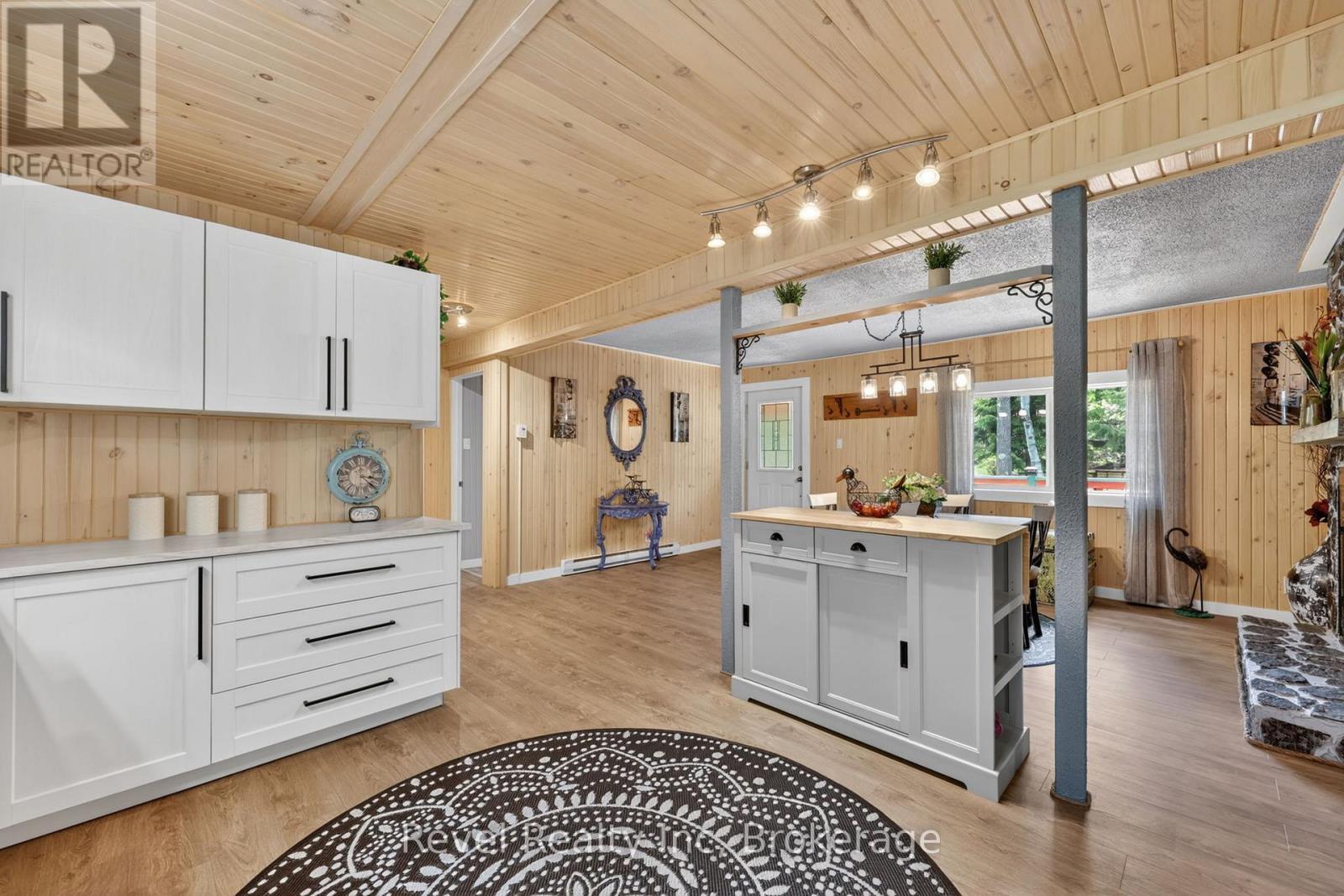 49 Wolfe Trail, Tiny, ON