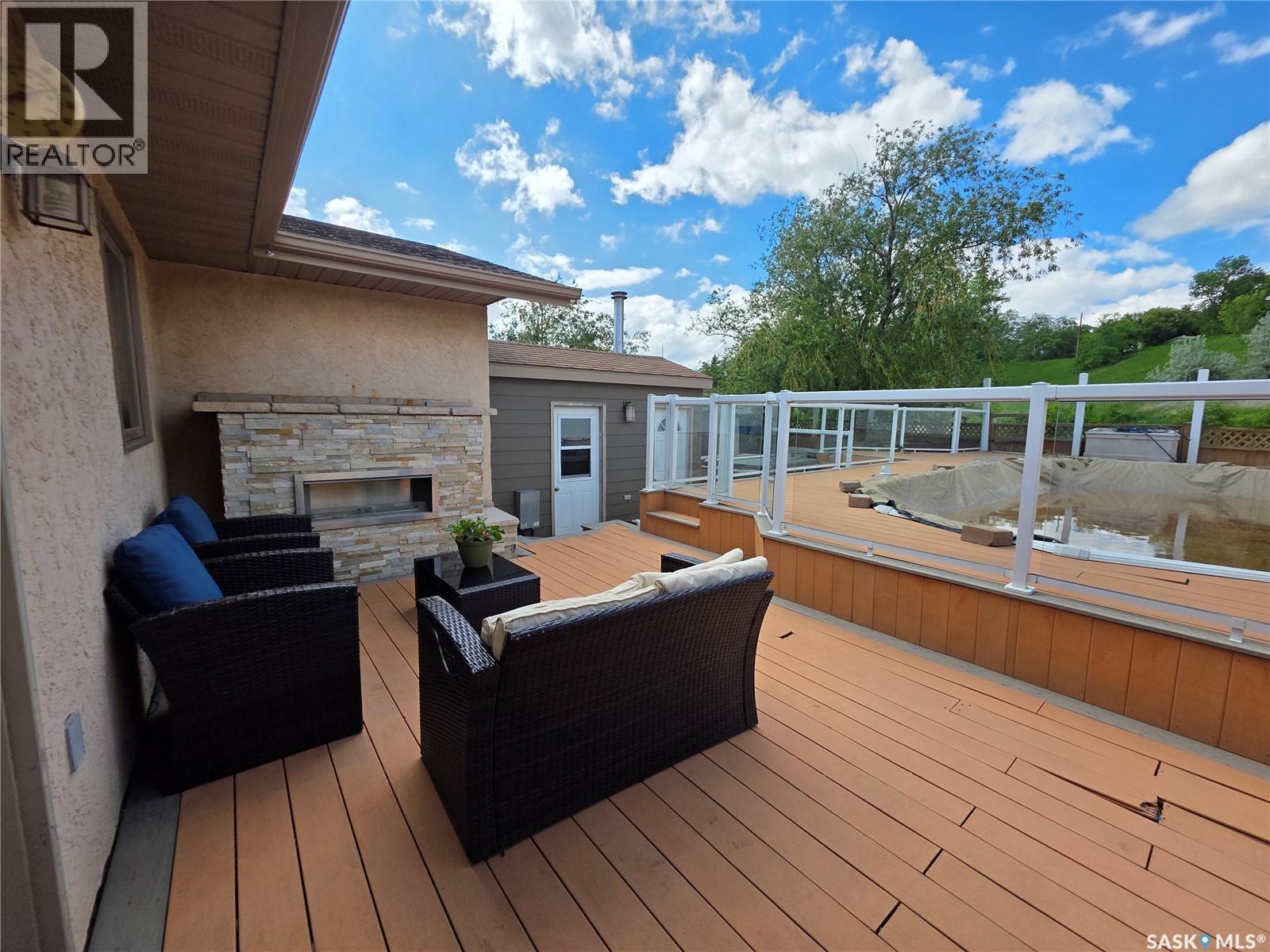 705 Sun Valley Drive, Estevan, SK