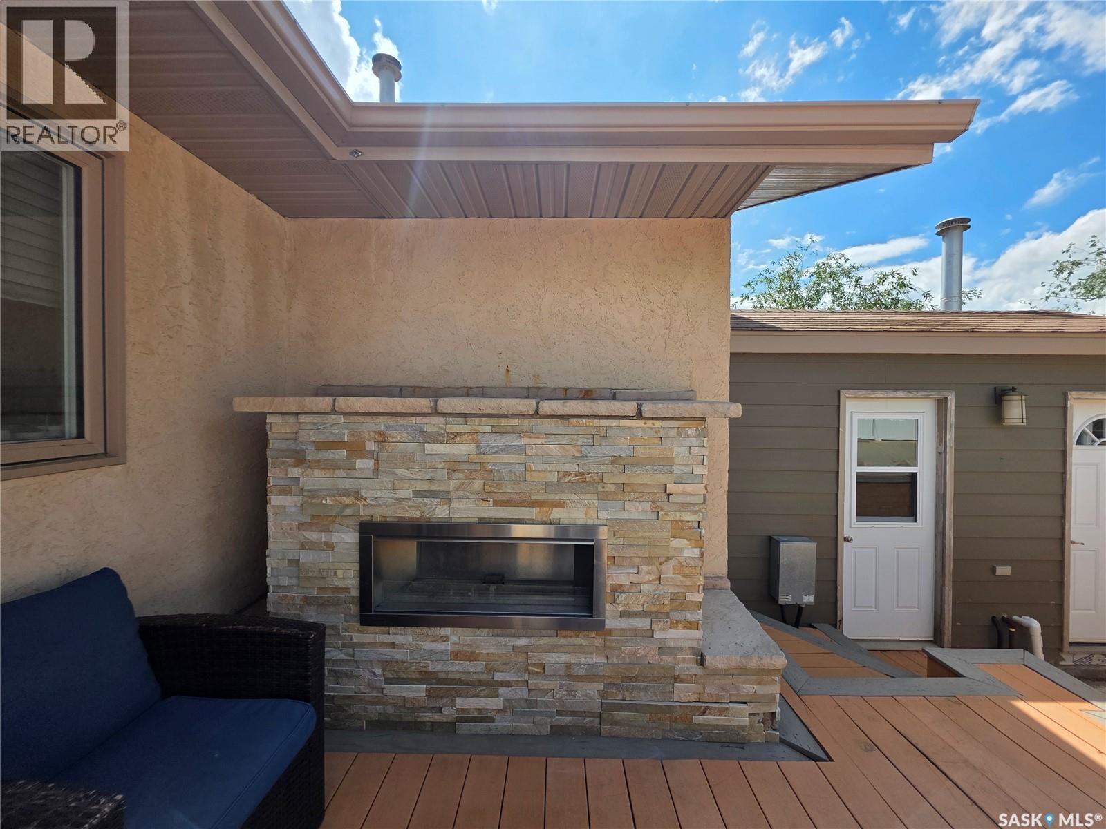 705 Sun Valley Drive, Estevan, SK