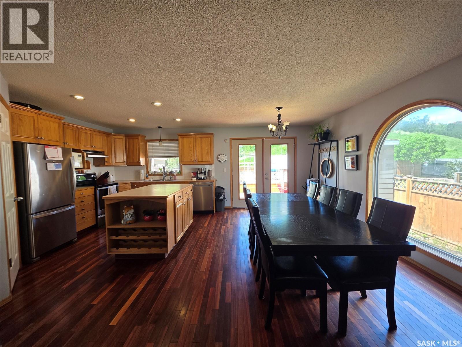 705 Sun Valley Drive, Estevan, SK