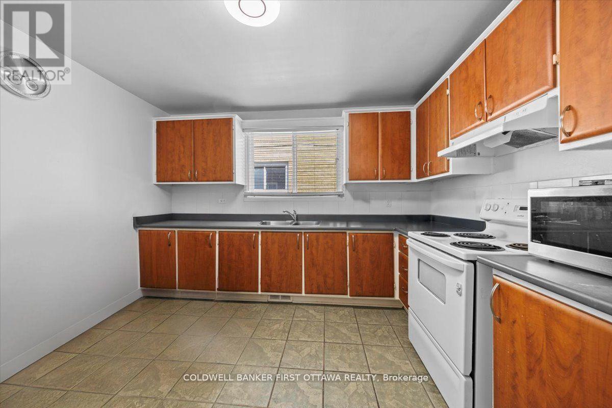 902 Watson Street, Ottawa, ON