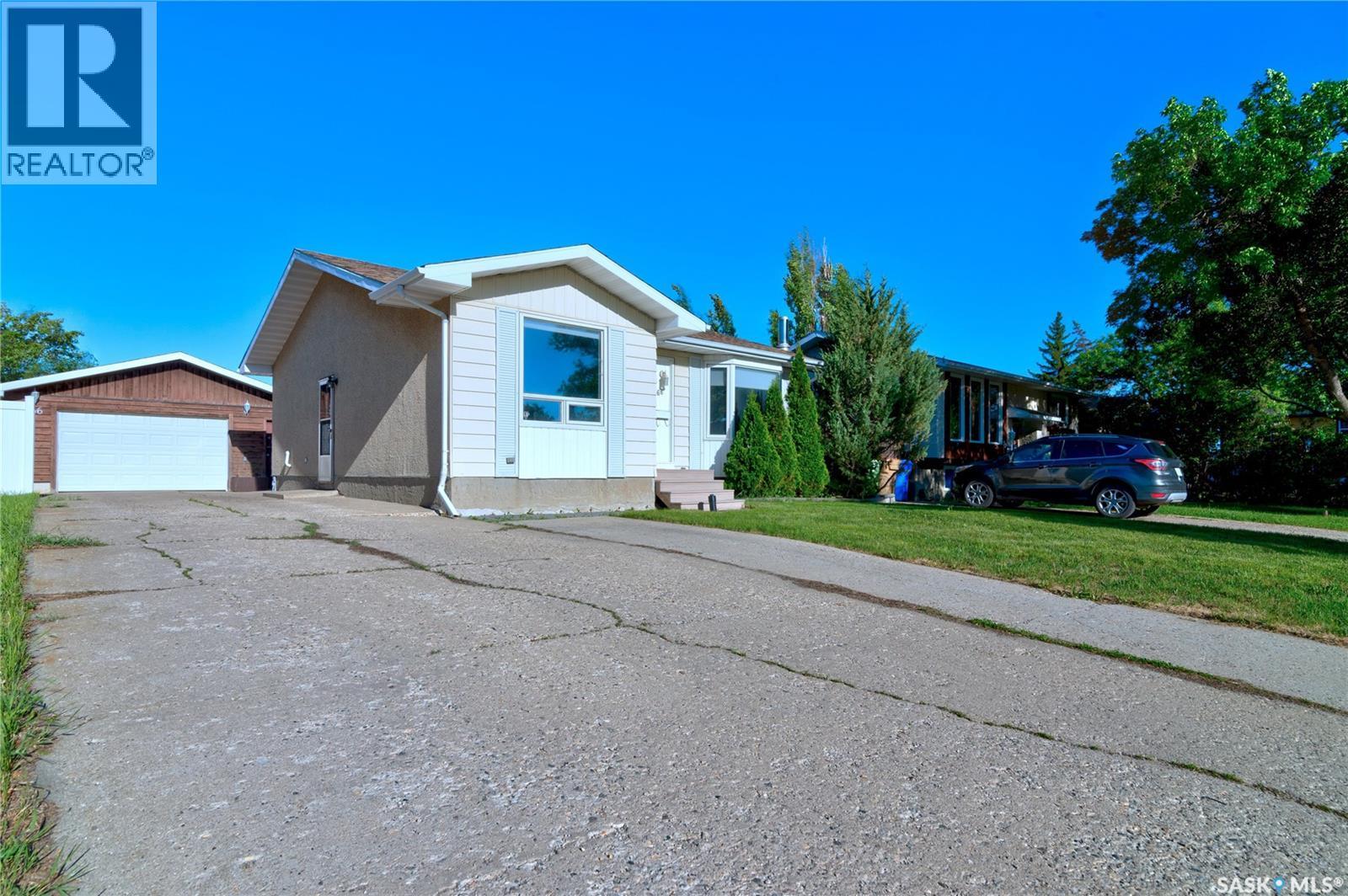 66 Denny Crescent, Regina, SK