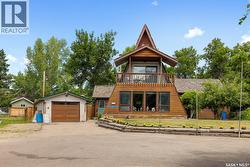 172 Boundary AVENUE Katepwa Beach, SK S0G 2Y0