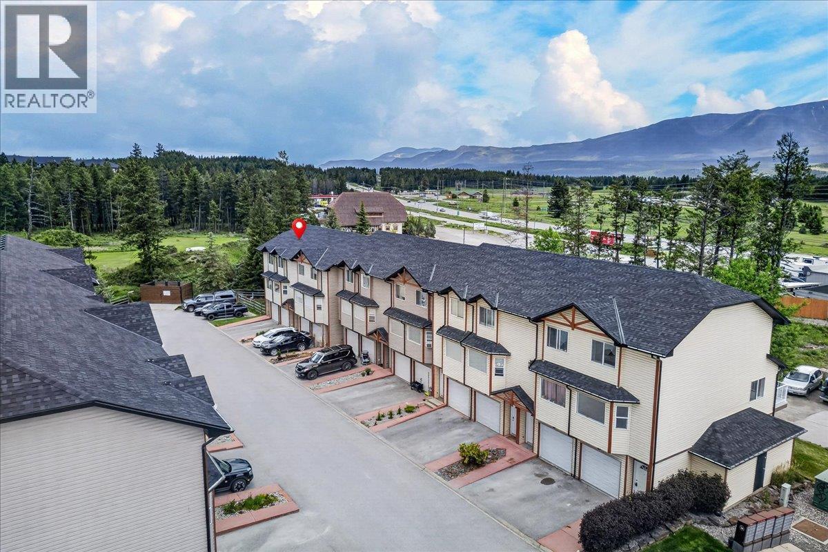 200 Black Forest Trail Unit# 702, Invermere, BC