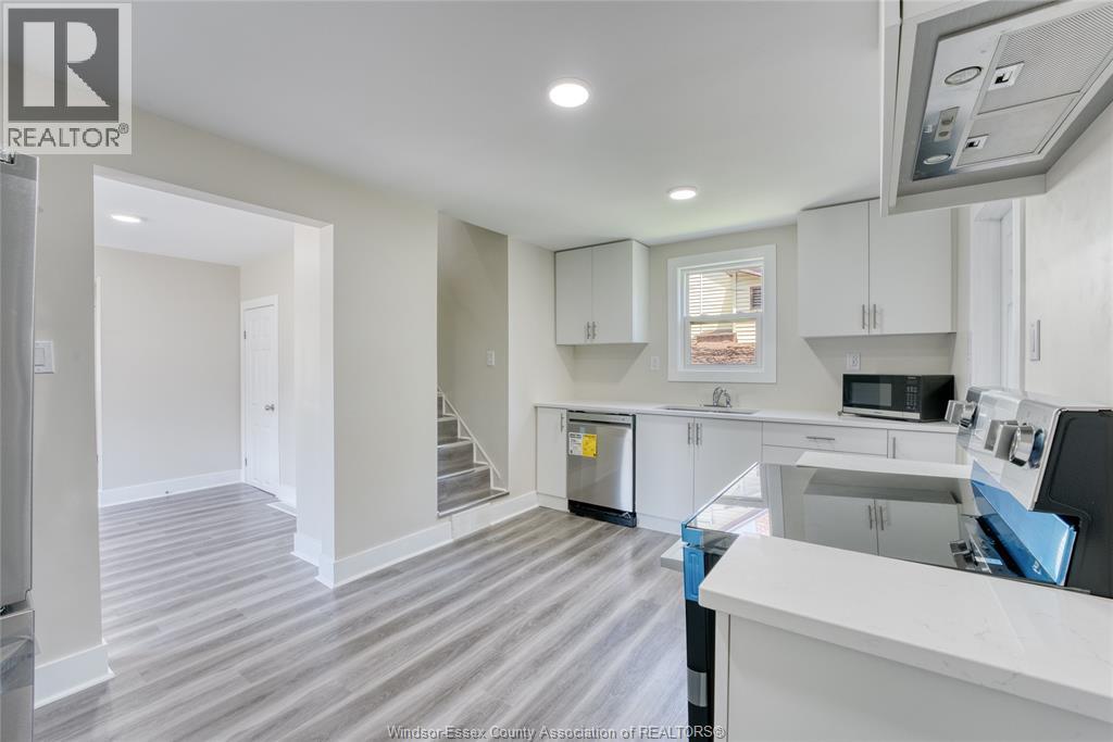 88 Lorne, Chatham, ON