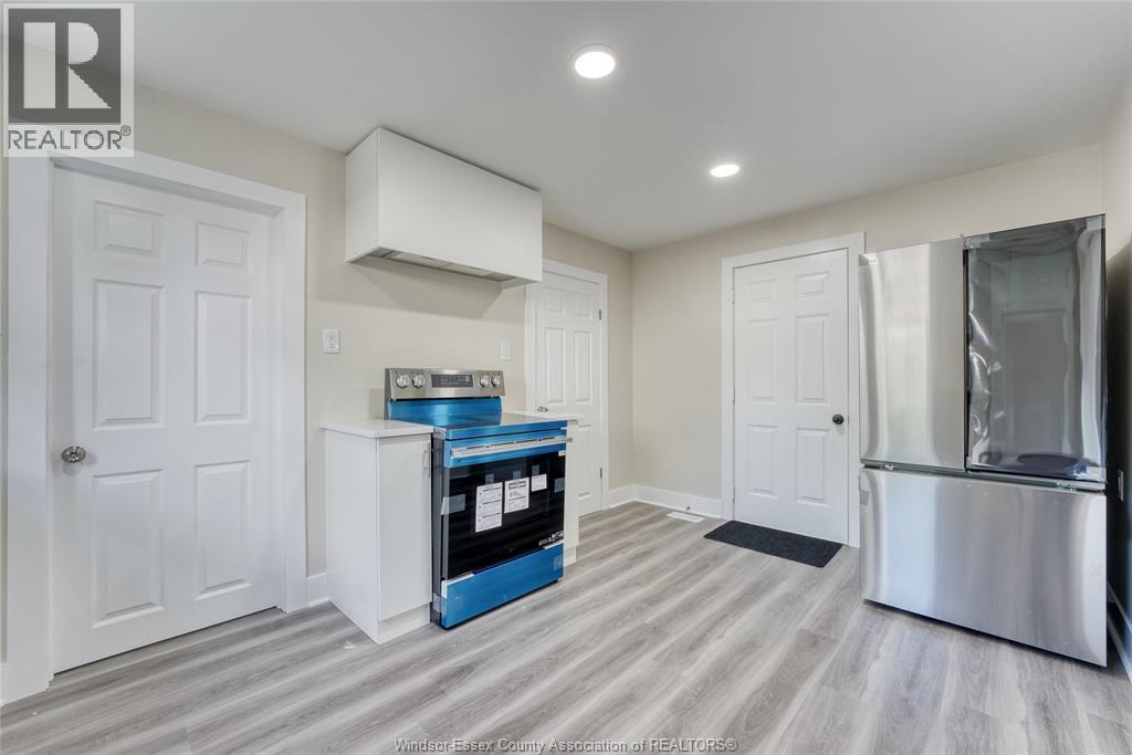 88 Lorne, Chatham, ON