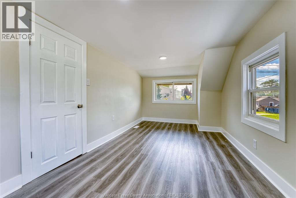 88 Lorne, Chatham, ON