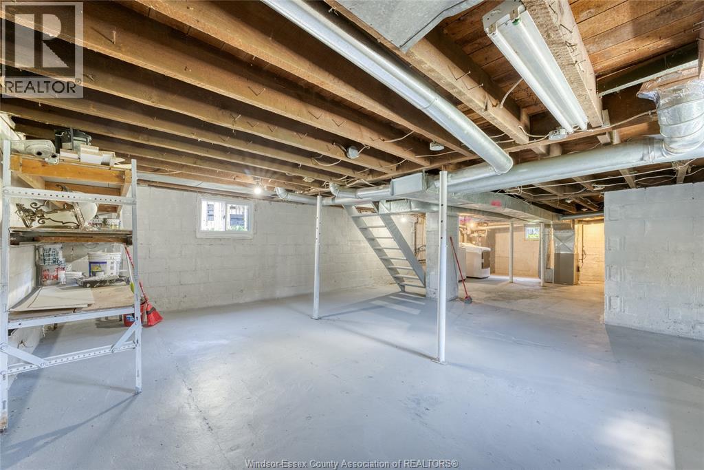 88 Lorne, Chatham, ON