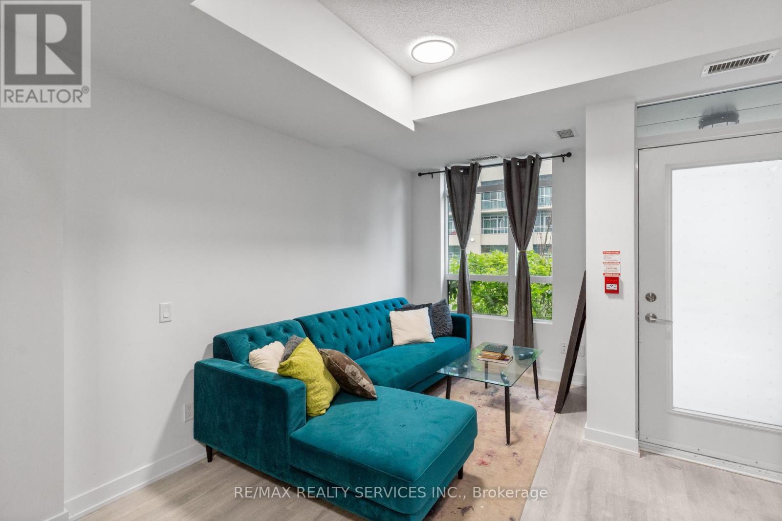 115 - 251 Manitoba Street, Toronto, ON
