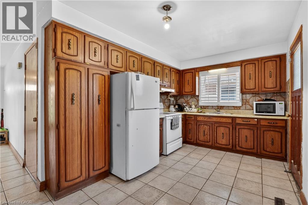 128 Hadeland Avenue, Hamilton, ON