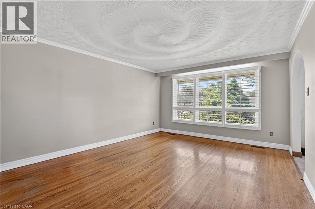 128 Hadeland Avenue, Hamilton, ON