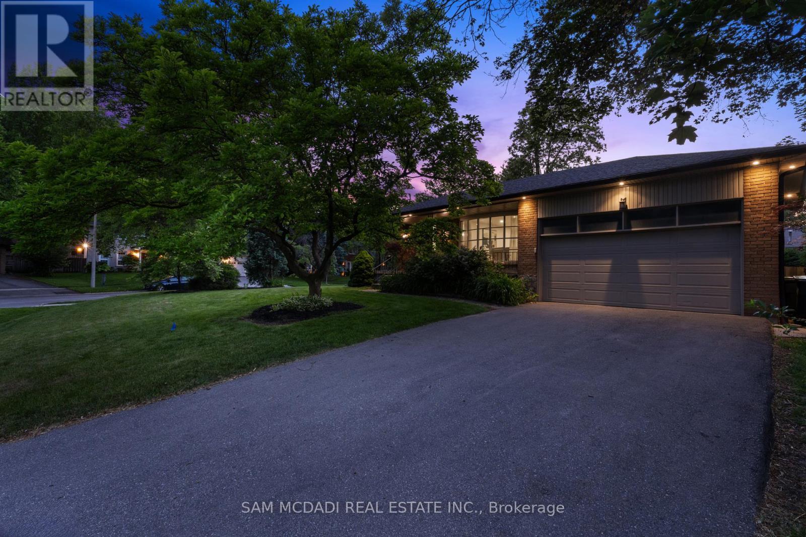 63 Maplewood Road, Mississauga, ON