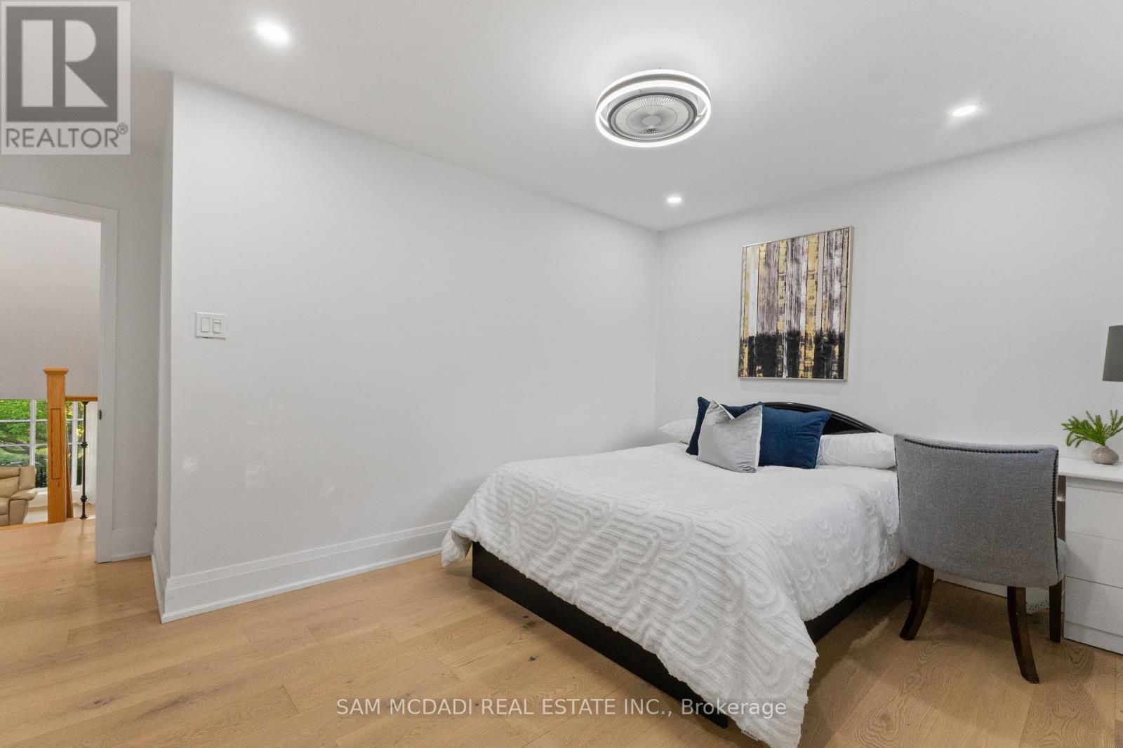 63 Maplewood Road, Mississauga, ON
