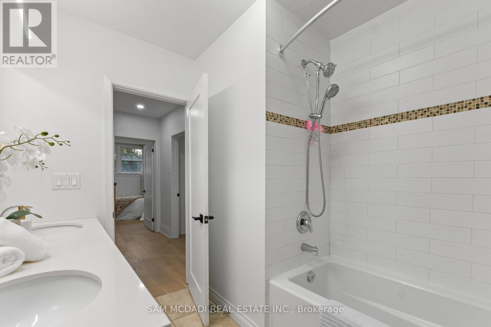 63 Maplewood Road, Mississauga, ON