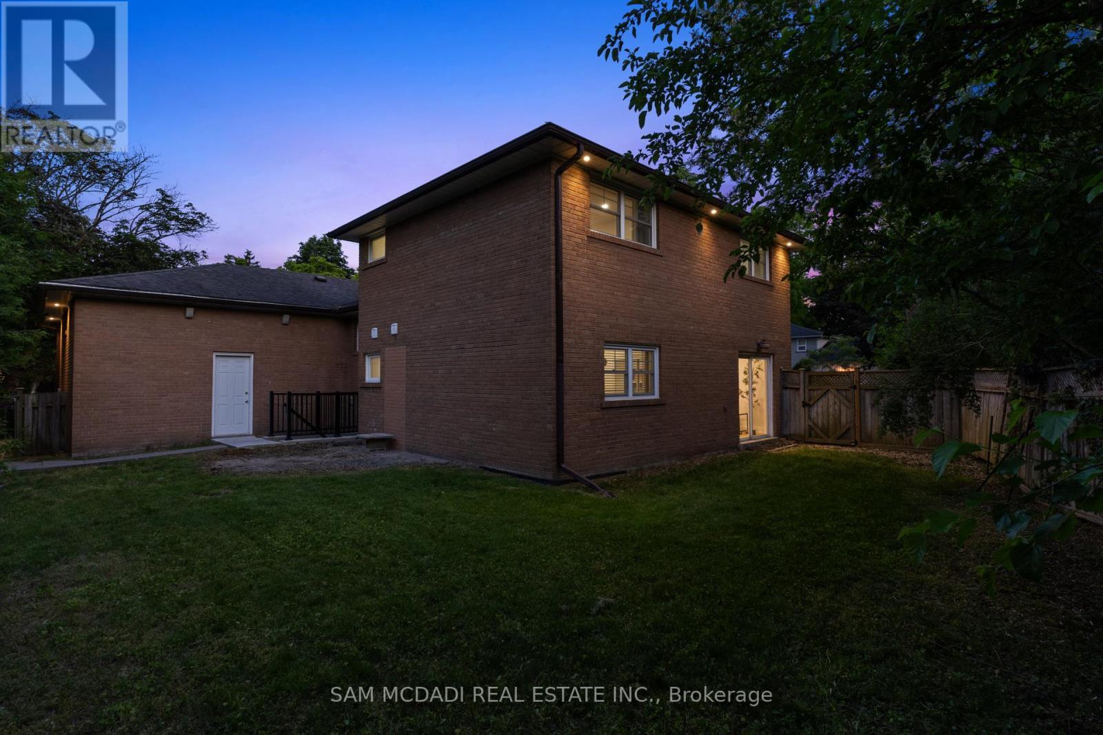 63 Maplewood Road, Mississauga, ON