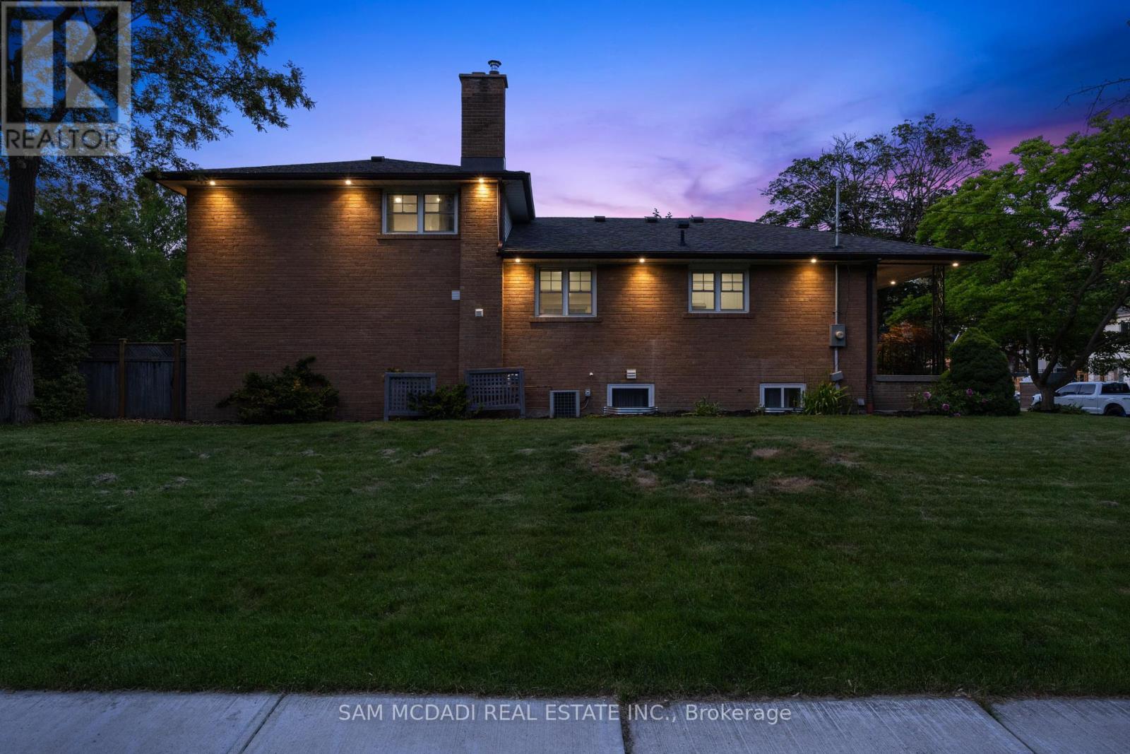 63 Maplewood Road, Mississauga, ON