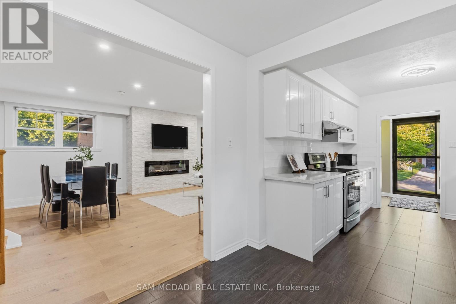 63 Maplewood Road, Mississauga, ON
