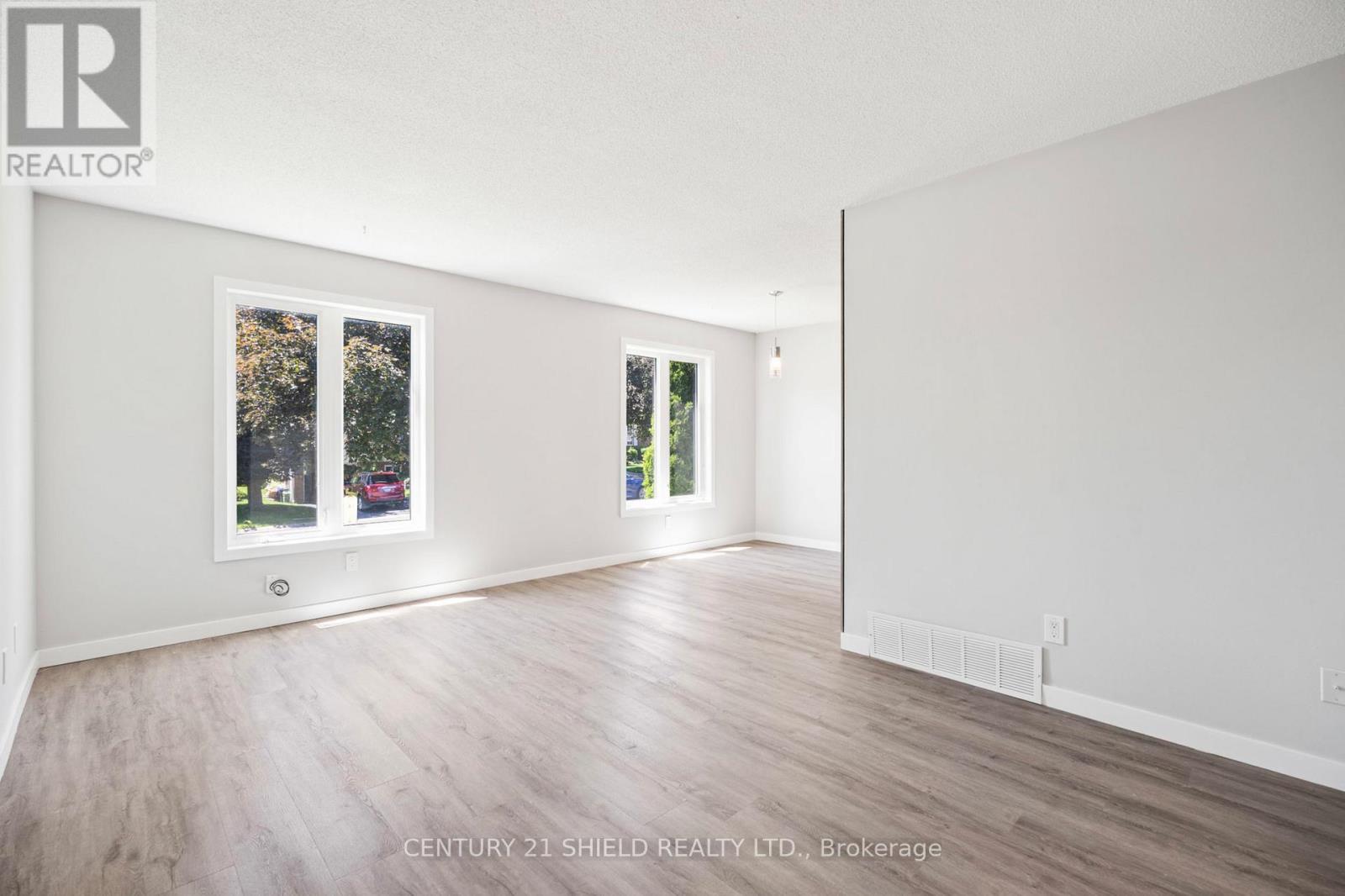 736 Champlain Drive, Cornwall, ON