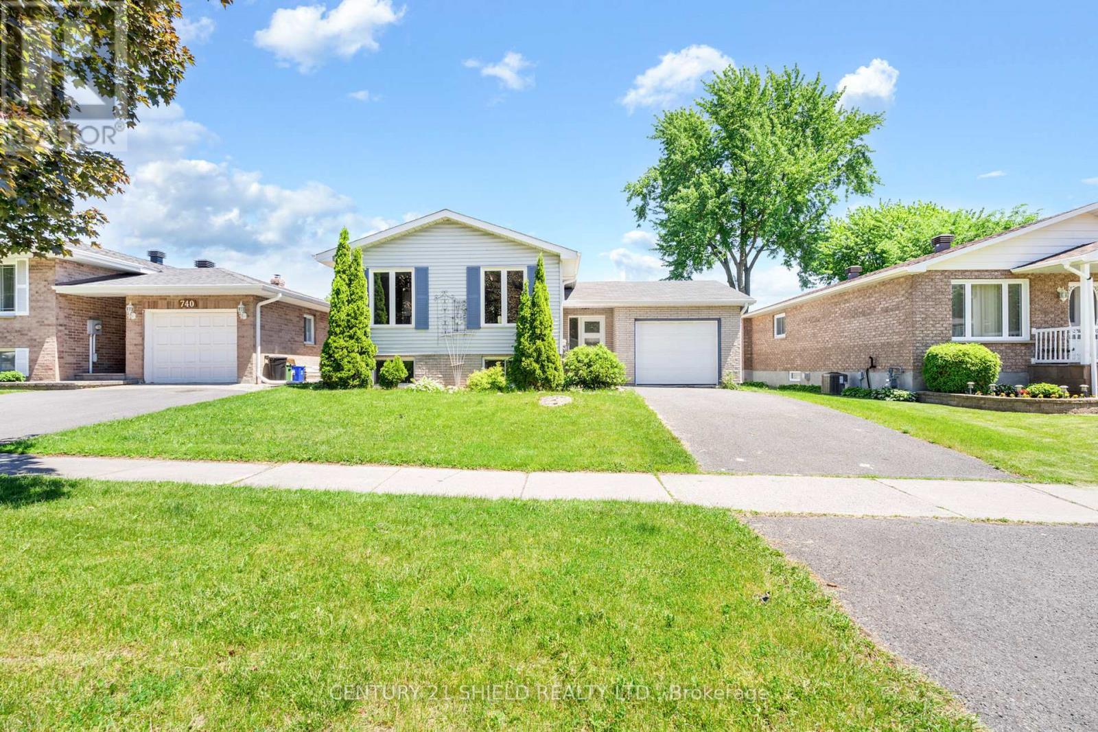 736 Champlain Drive, Cornwall, ON