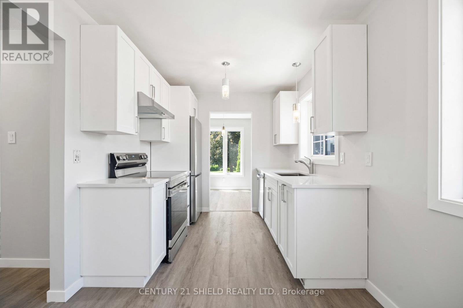 736 Champlain Drive, Cornwall, ON
