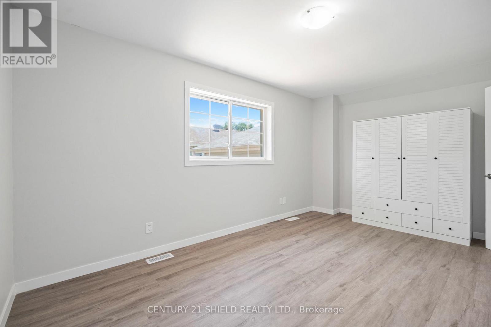 736 Champlain Drive, Cornwall, ON