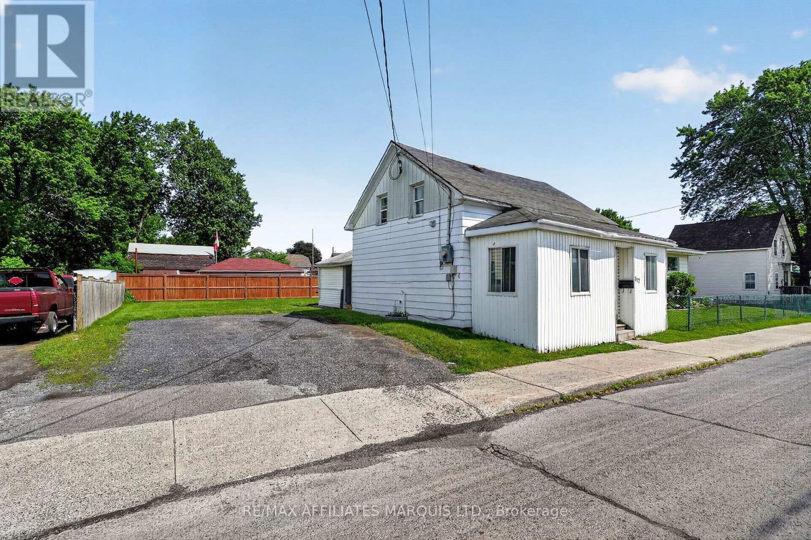 117 Sixth Street W, Cornwall, ON
