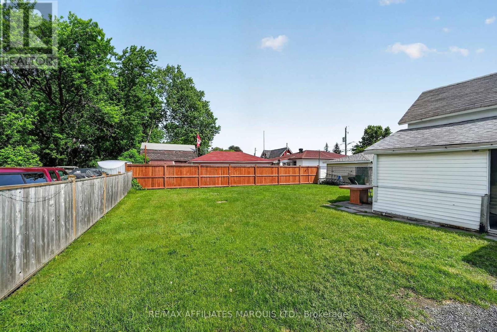 117 Sixth Street W, Cornwall, ON