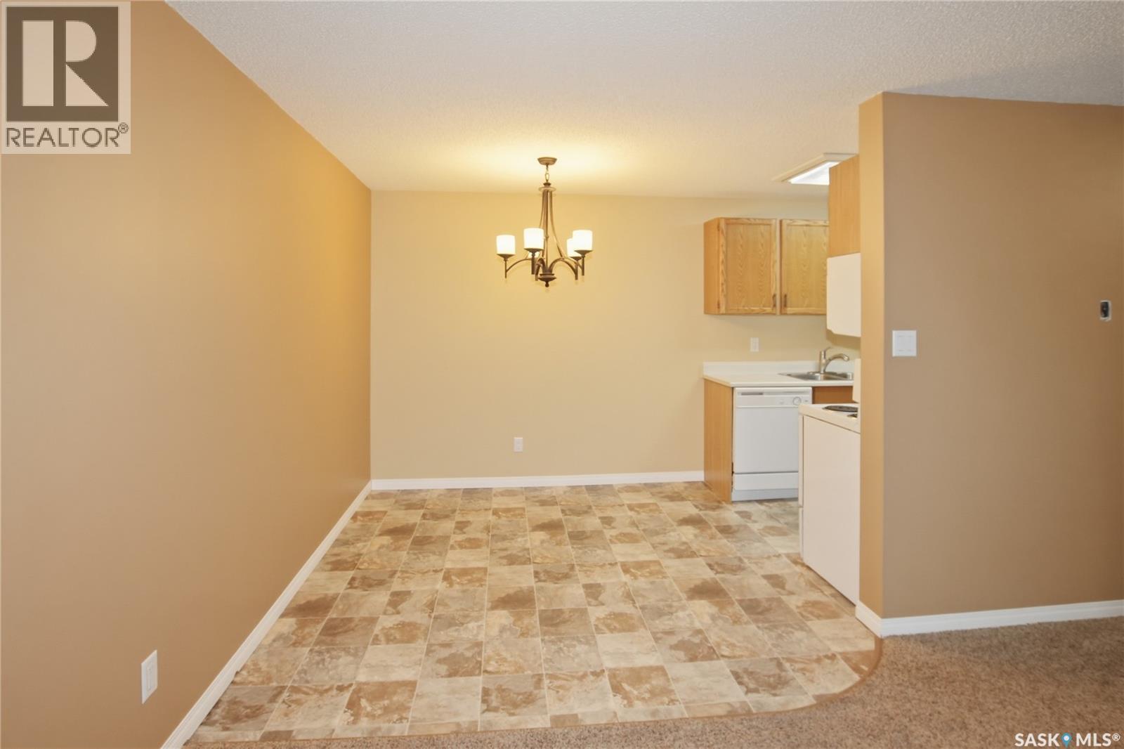 205 1130 9Th Avenue Ne, Swift Current, SK