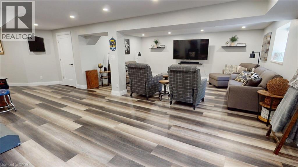 39 Falcon Court, Cambridge, ON
