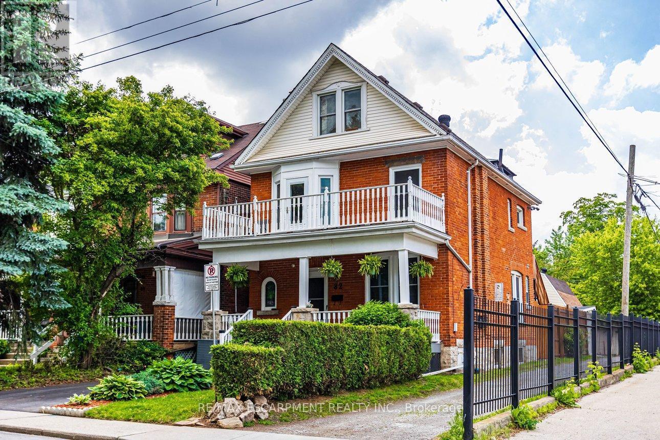 Front - 82 Burris Street, Hamilton, ON