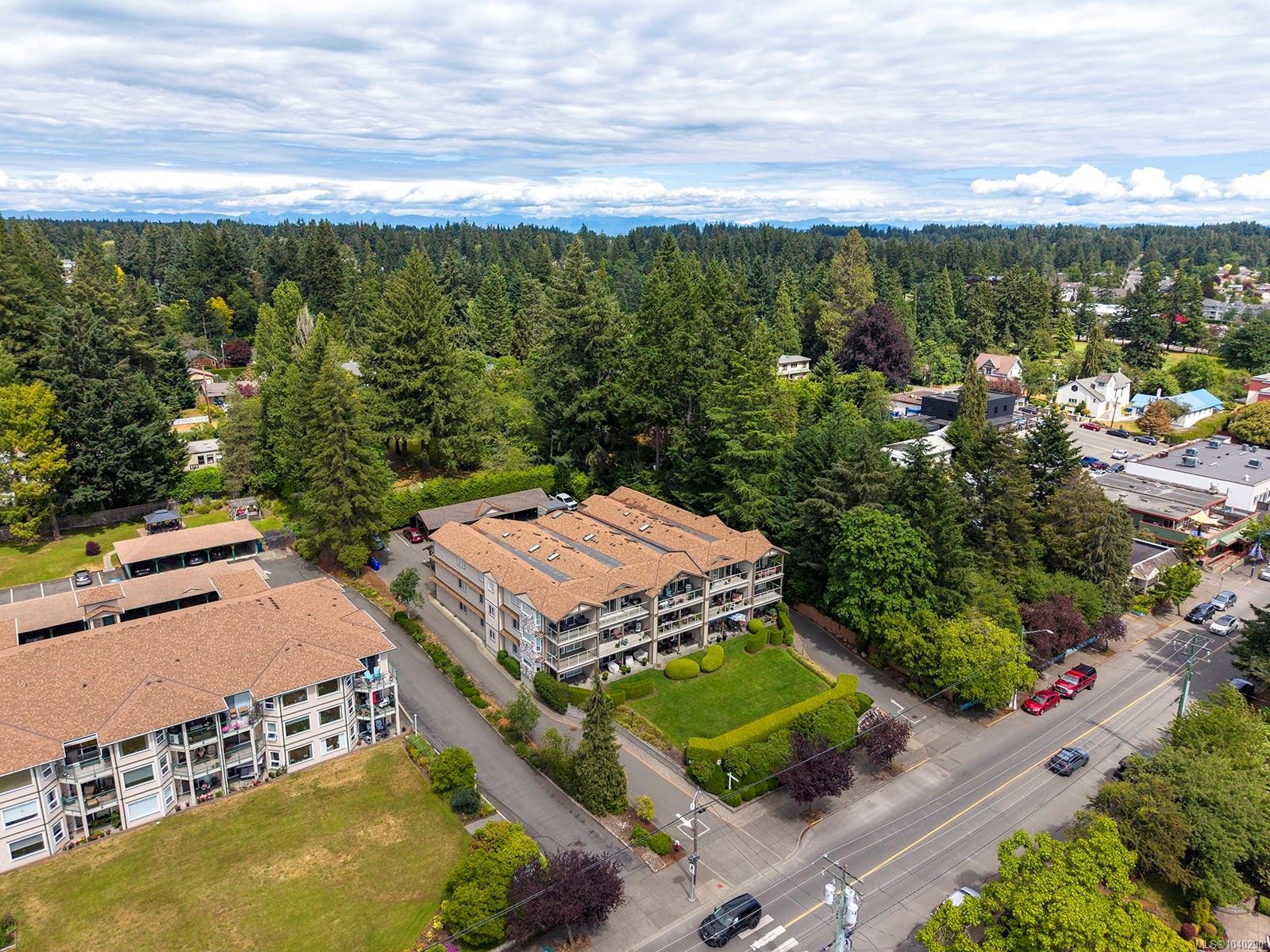#304-1860 Comox Ave, Comox, BC